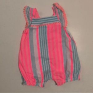 🚨4 x $20.00 🚨Very CUTE Suite Babygirl Carter’s